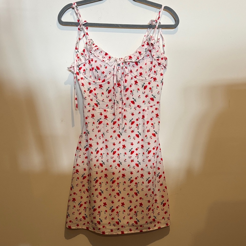 Princess Polly Allen Mini Floral Dress size small / 6 - Picture 3 of 10